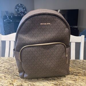 Michael Kors Purse / Backpack